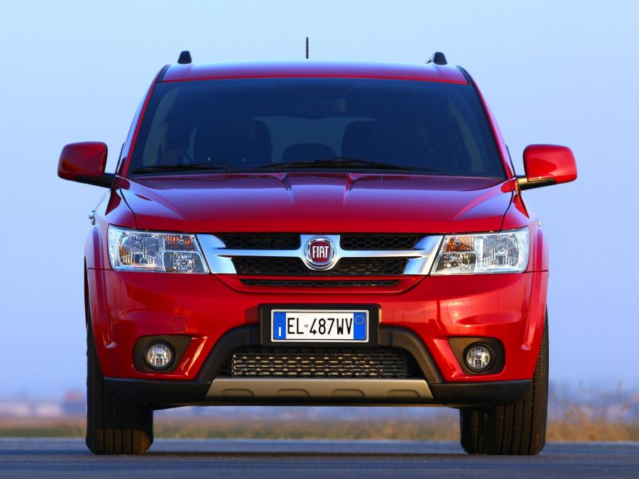  Fiat Freemont AWD 2011 года  (фото 3 из 16)